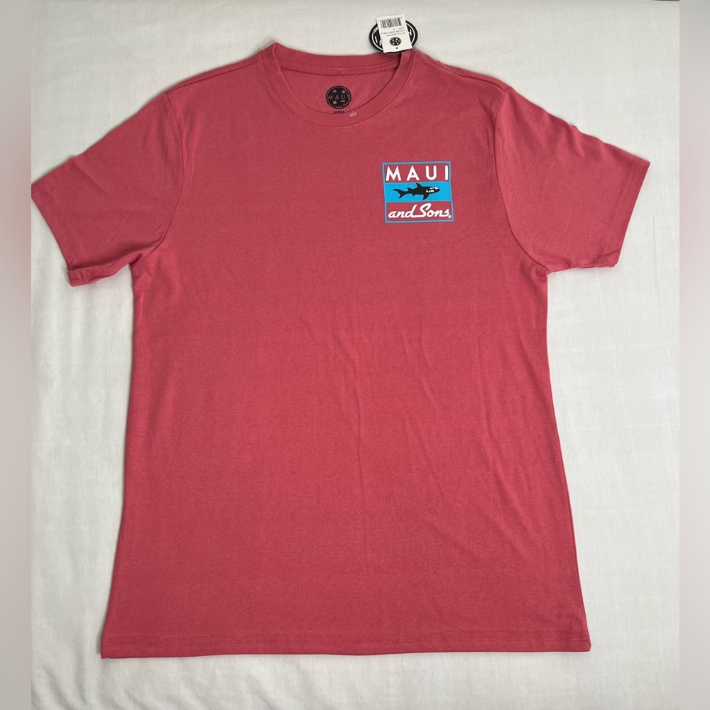 Maui and Sons Shark Crewneck T Shirt - Size Medium
